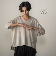 【40周年限定】メッセージ刺繍Vネックニットプルオーバー