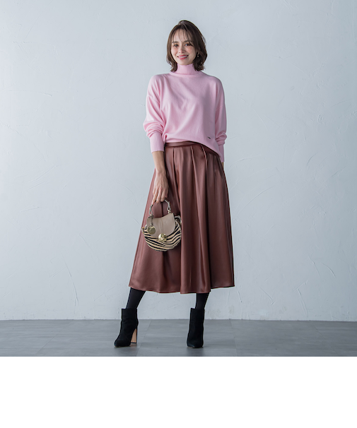 レザーライクサテンスカート≪洗濯機で洗える≫