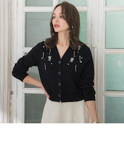 Vネックビジューカーディガン≪手洗い可能≫