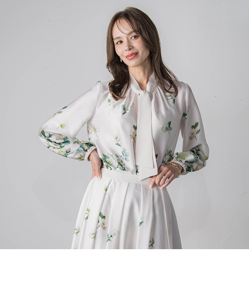 クリスマスローズブラウス