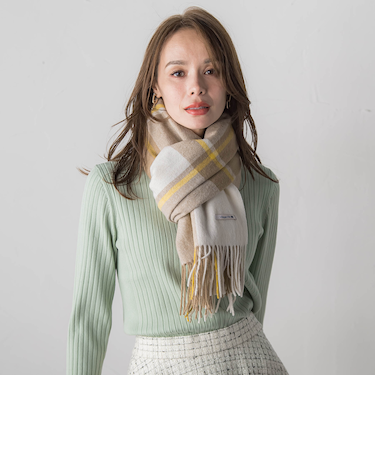 チェックマフラー