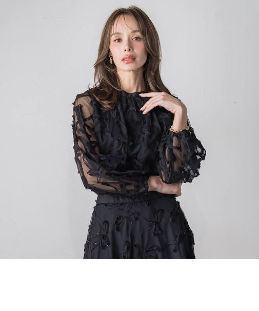 スパンコールテープチュールブラウス