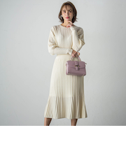 ニットワンピース