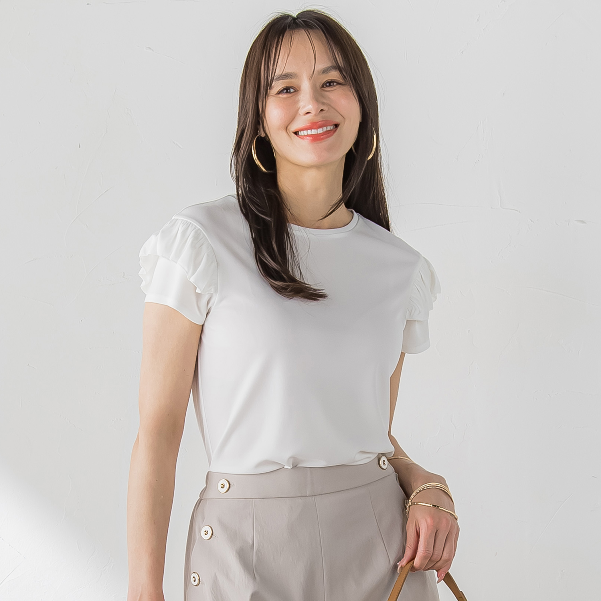 【WEB限定】ショルダーフリルカットソー
