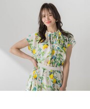 レモンプリントブラウス
