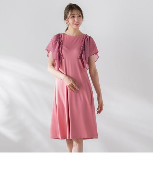 袖フリルワンピース《洗濯機で洗える》
