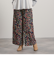 マルチフラワーイージーワイドパンツ≪手洗い可能≫