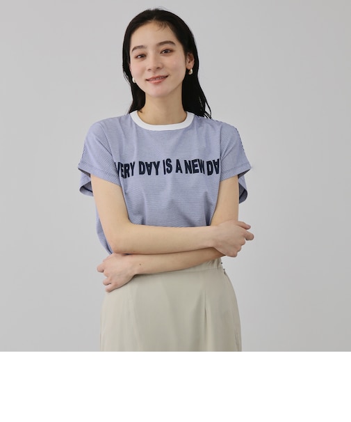 ナローボーダーステートメントTシャツ