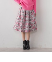 花柄タックスカート