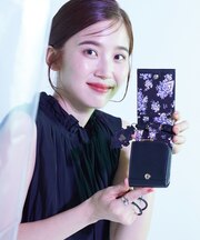 エニータイム ショルダー付きミニマルチケース ブルー