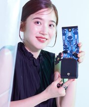 エニータイム ショルダー付きミニマルチケース ブルー