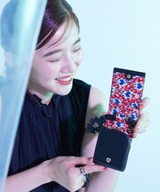 エニータイム ショルダー付きミニマルチケース ブルー