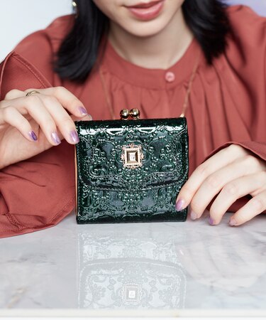 アナスイ ANNA SUI ルーミー 口金二つ折り財布
