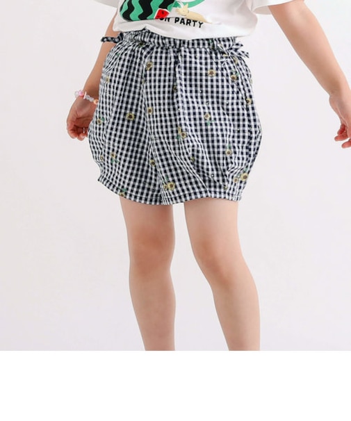 【お揃い】サッカーデニムチェック柄ひまわりプリント裾タックショートパンツ(90~130cm)