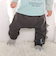 グレー