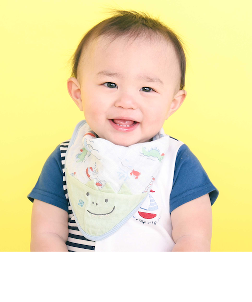 【お揃い】モチーフ総柄ガーゼハンカチスタイベビー