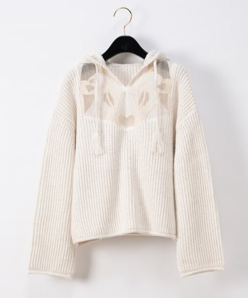 ルーズフード刺繍ニットトップ
