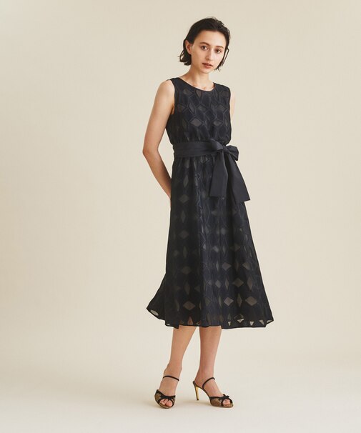 メタリックキカジャガードドレス