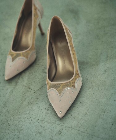 ビジュースカラップヒール