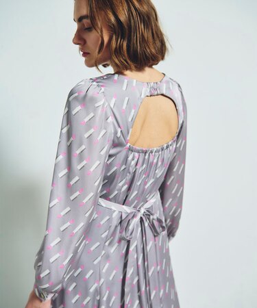 バックシャンリップドレス