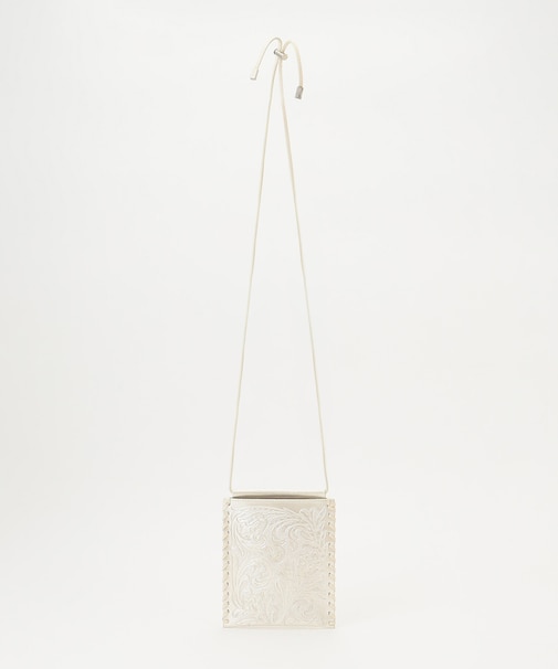 PhoneShoulder-ca