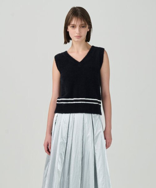 シャギーバイカラーニットノースリーブ