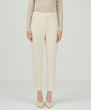 スリムテーパーパンツ