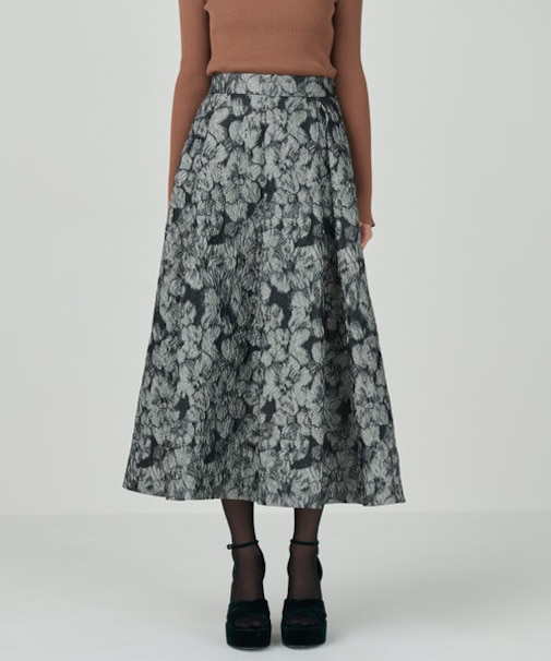 ジャガードタックスカート