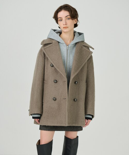 滝沢眞規子さん着用】MANTECOPureリバー Pコート｜ニジュウサンクの