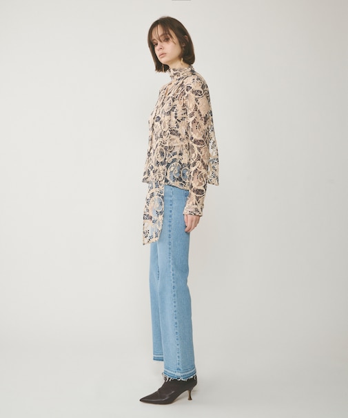 フレアデニムパンツ