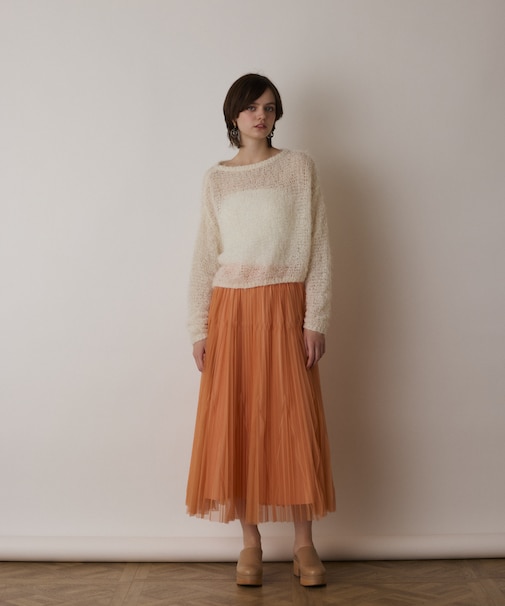 フィルムヤーンニットトップ