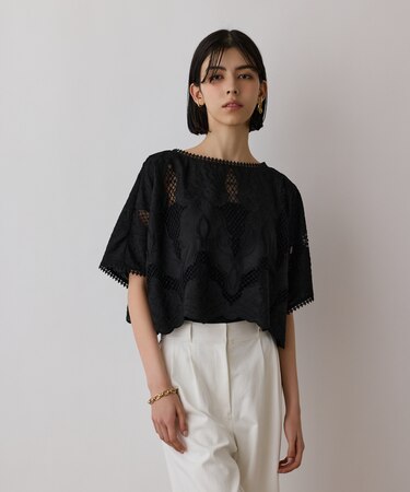 刺繍ポンチョトップ