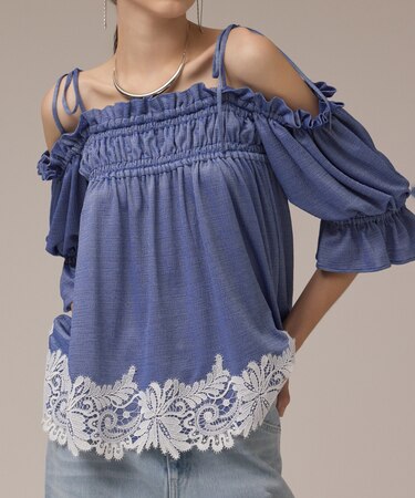 ギャザーフレアトップ