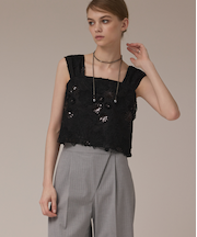 チュール刺繍トップ