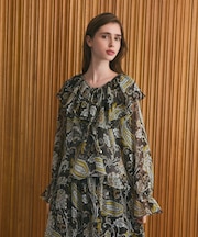 ラメストライププリントブラウス