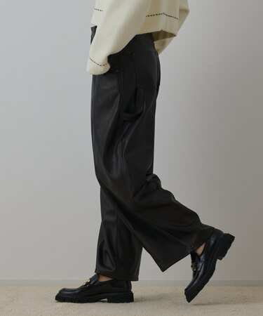 カーブフェイクレザーパンツ