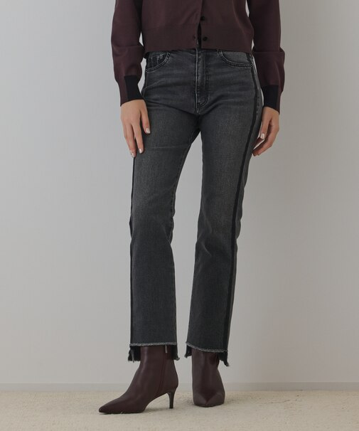 ラインスリムデニムパンツ