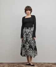 オーナメントジャガードハンカチヘムスカート