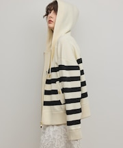 フォルムニットパーカー