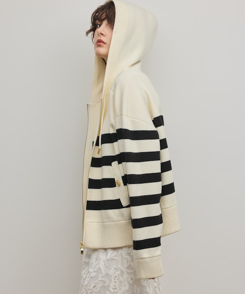 フォルムニットパーカー