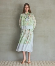 パリスカーフプリントスカート