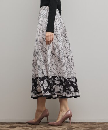 フルーツフラワープリントスカート