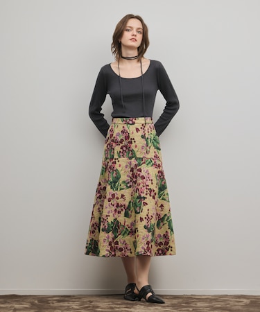 フラワージャガードフレアスカート