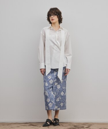 ボタニカルジャガードスカート