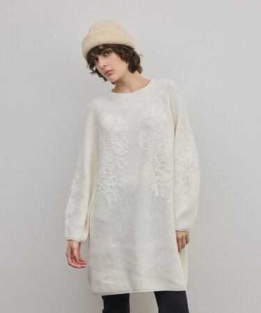 エンブロイダリーニットワンピース