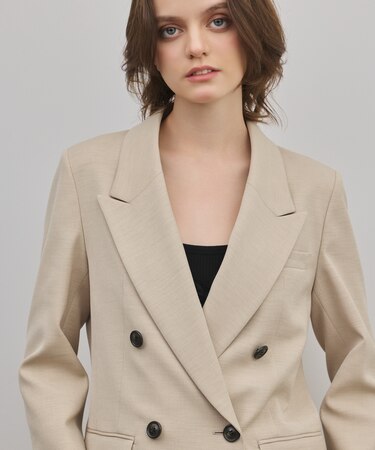 ピークドダブルジャケット