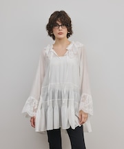 レースカラーチュニックブラウス