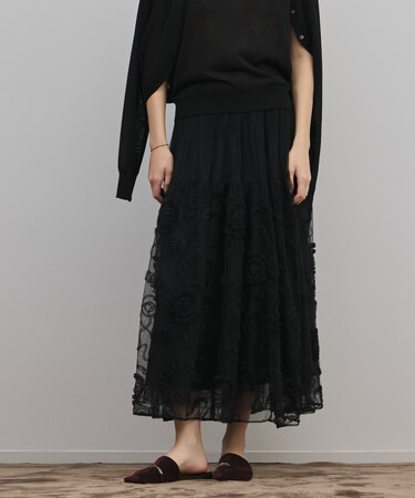 刺繍チュールスカート