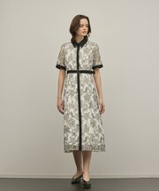 フラワーコード刺繍ワンピース