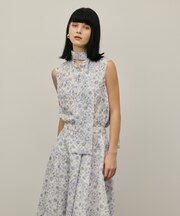 シアーフラワープリントジャガードブラウス